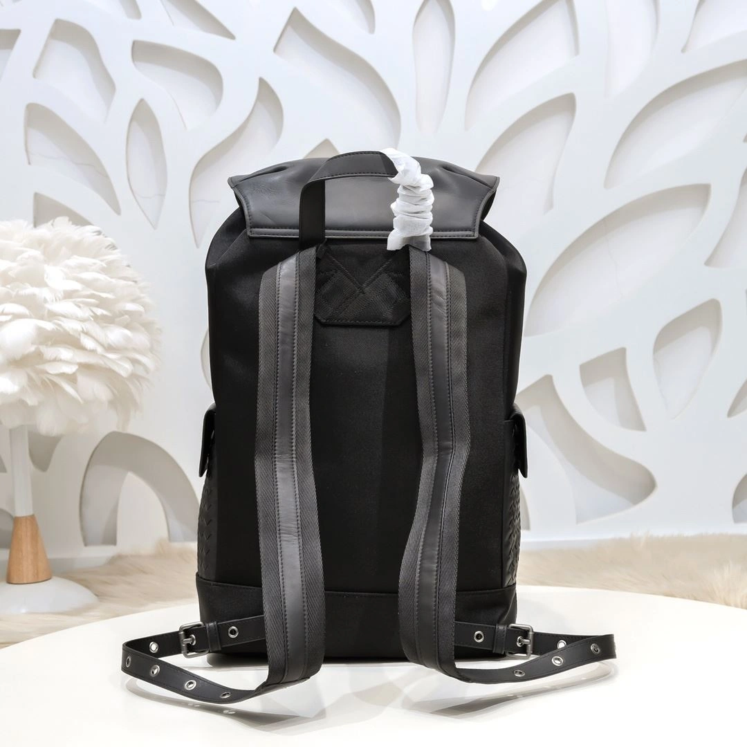 Mens Bottega Veneta Backpacks Snug 91497