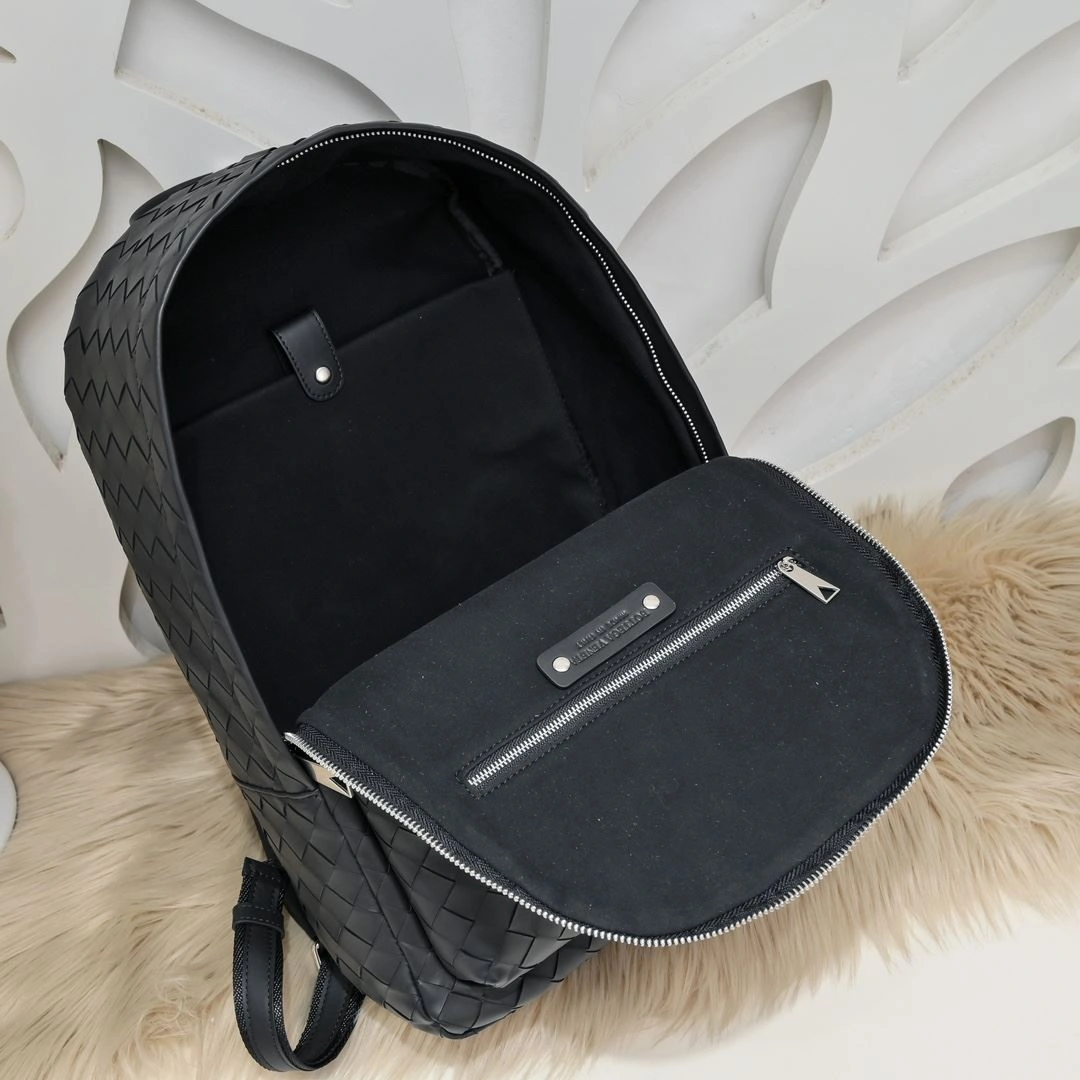 Mens Bottega Veneta Backpacks FashionForward 91519