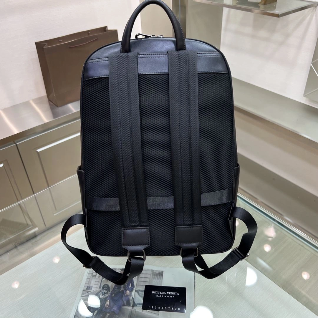 Mens Bottega Veneta Backpacks Functional 92303