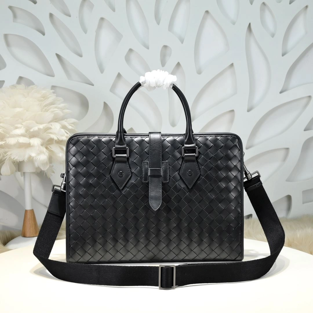 Trendsetting Mens Bottega Veneta Briefcases 91513
