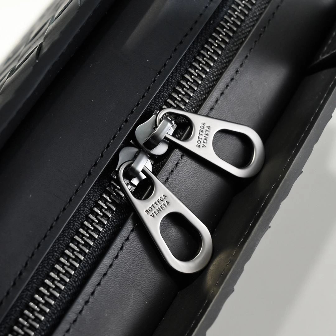 Mens Bottega Veneta Briefcases Functional 91431