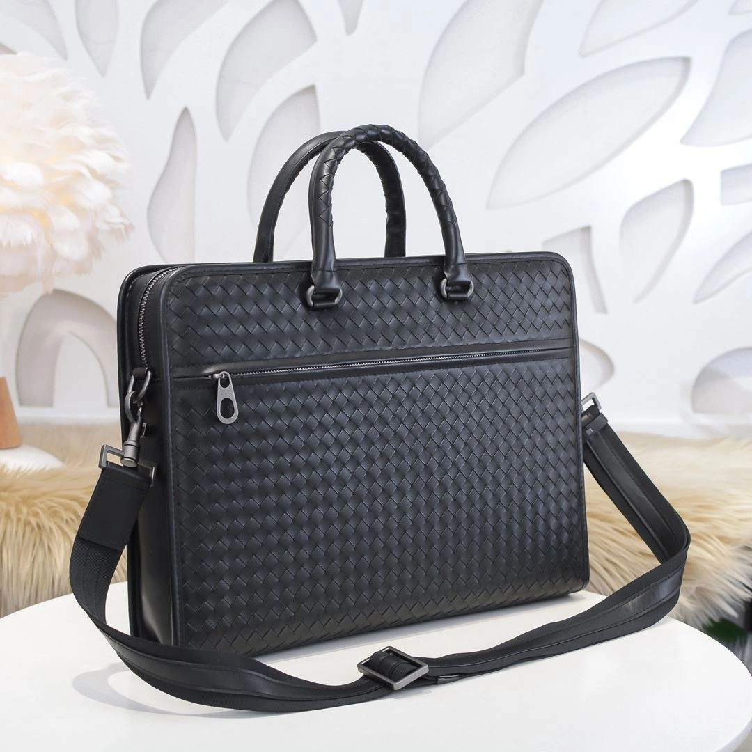 Lightweight Mens Bottega Veneta Briefcases 91403