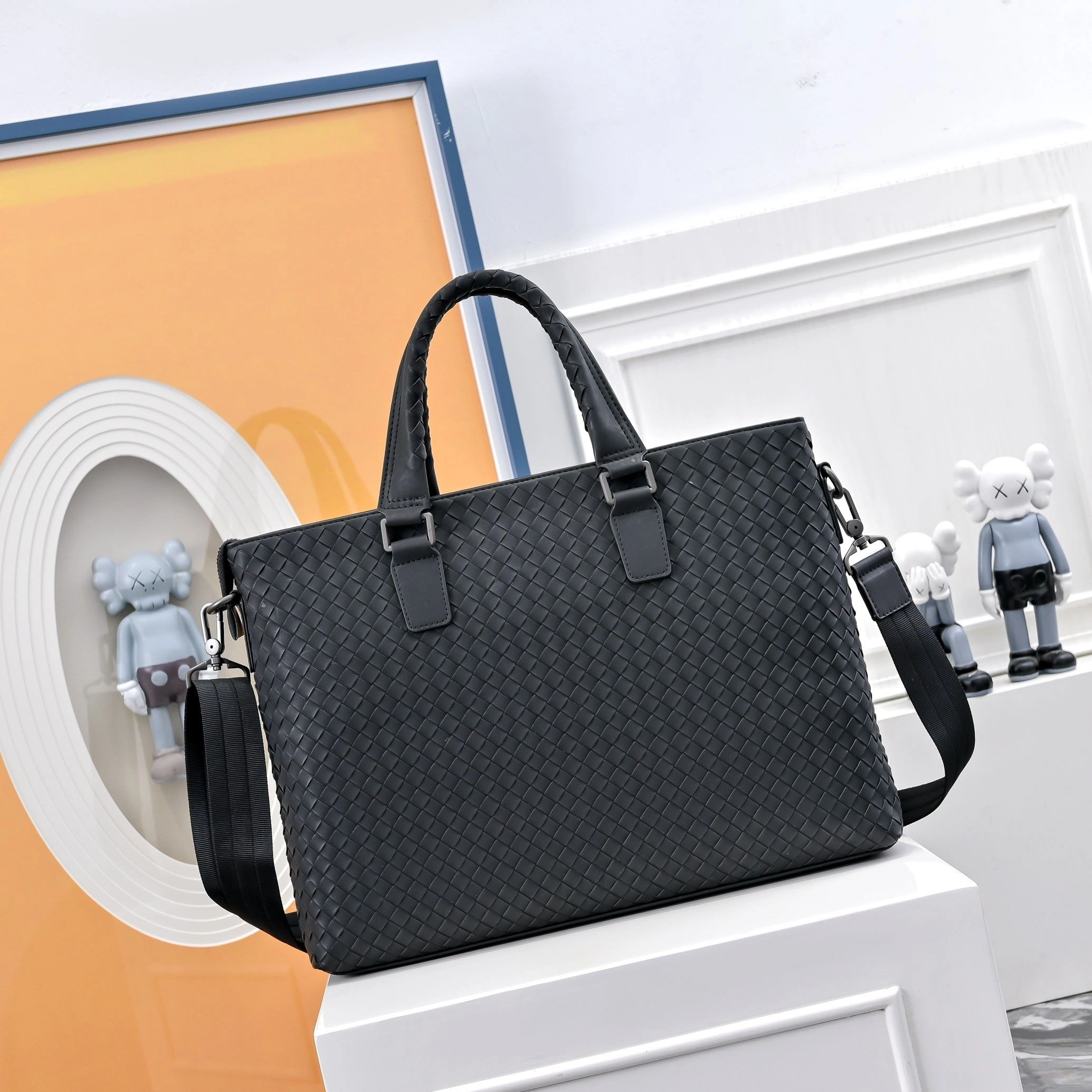 Fashionable Mens Bottega Veneta Briefcases 93352