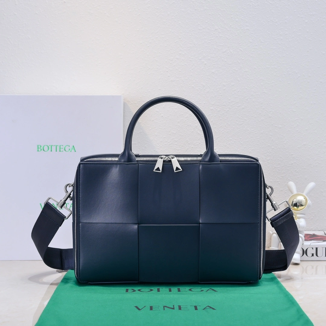 Mens Bottega Veneta Briefcases Bold 67733