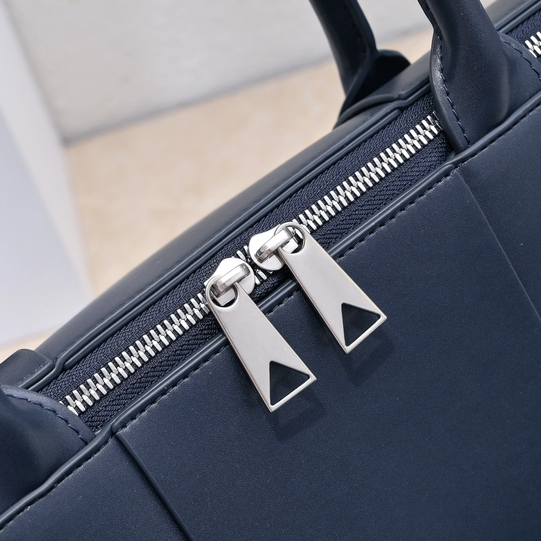 Mens Bottega Veneta Briefcases Bold 67733