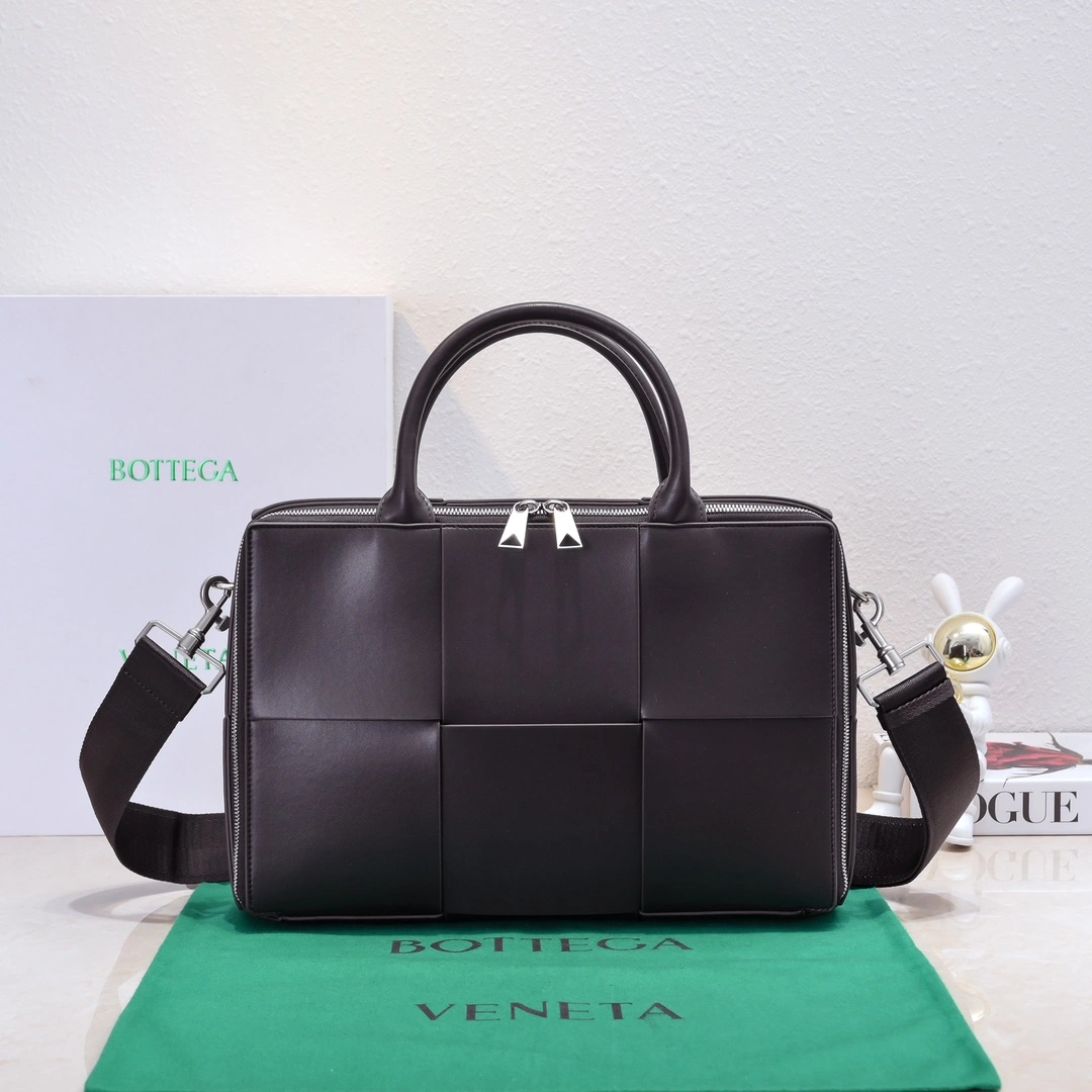 Mens Bottega Veneta Briefcases WeatherProof 67726