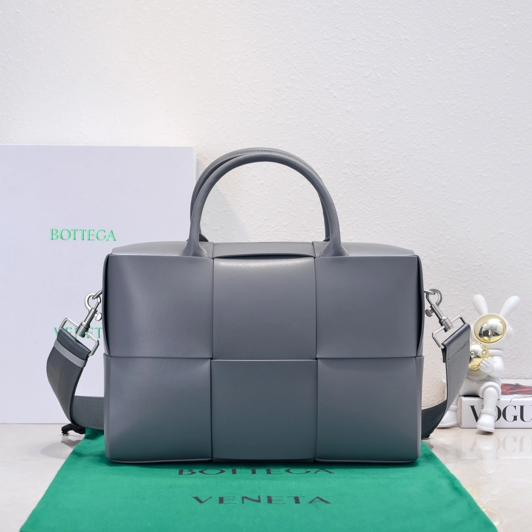 Mens Bottega Veneta Briefcases Sleek 67679