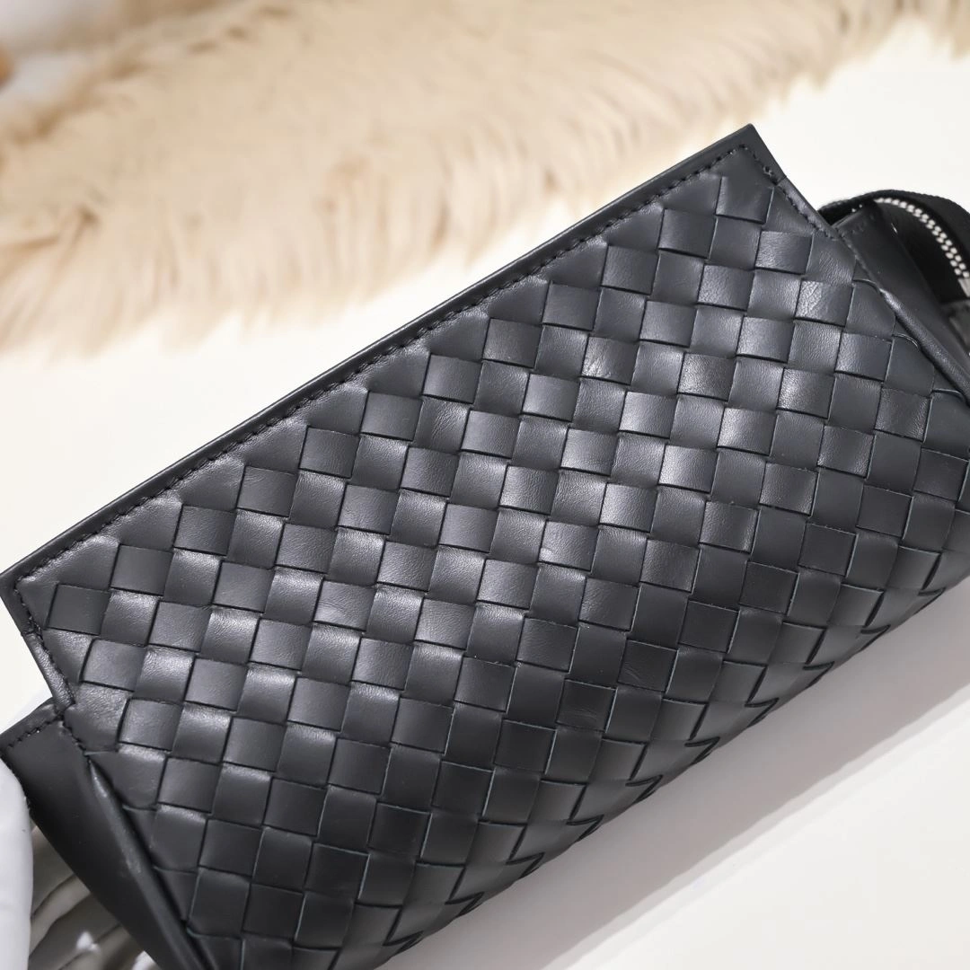 TimelessDesign Mens Bottega Veneta Clutch Bags 91389