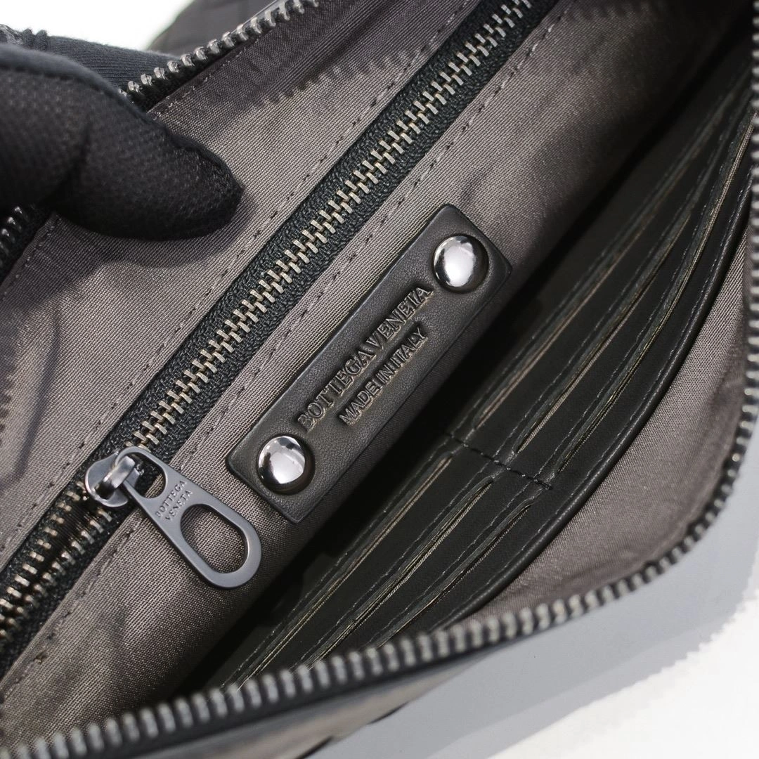 Mens Bottega Veneta Clutch Bags Packable 91450