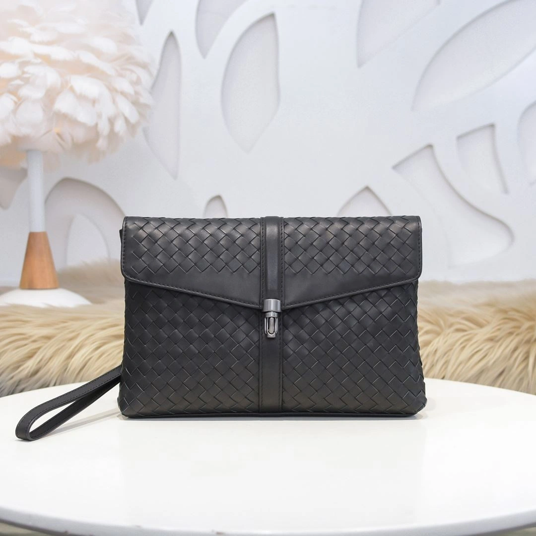 Mens Bottega Veneta Clutch Bags Elegant 91404