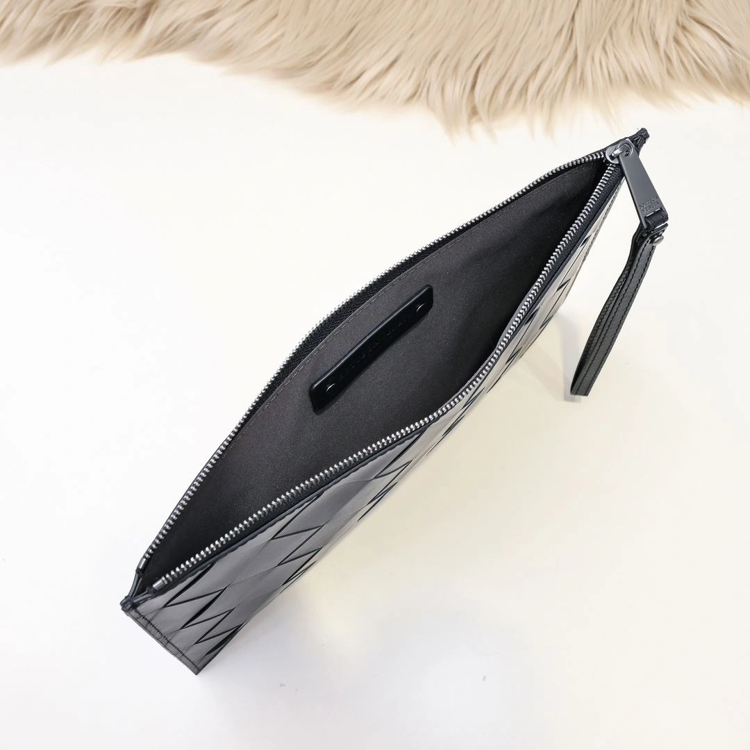 Functional Mens Bottega Veneta Clutch Bags 91373