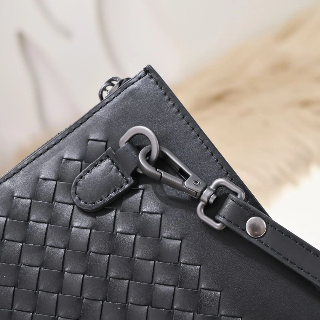 Mens Bottega Veneta Clutch Bags Sleek 91361