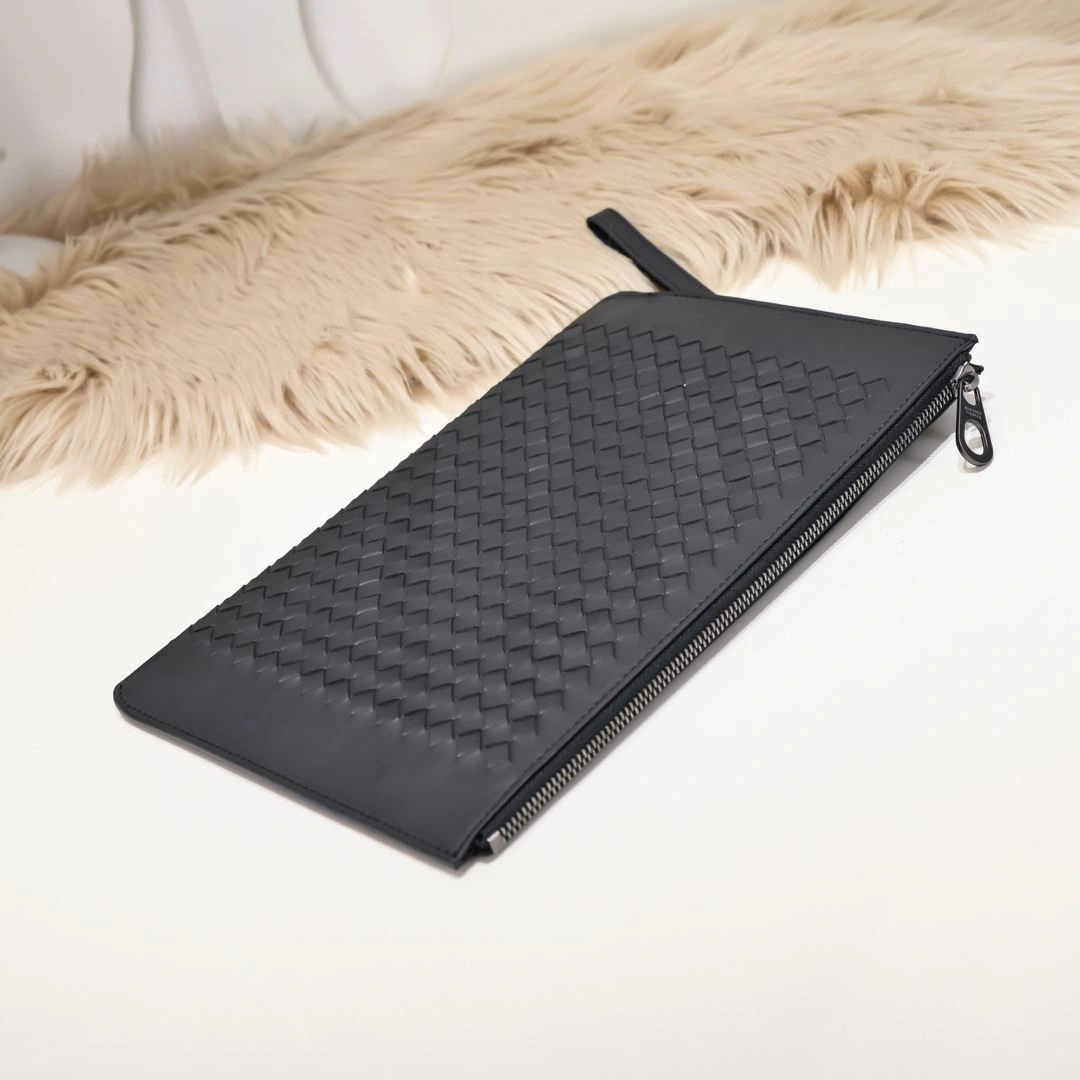 Mens Bottega Veneta Clutch Bags Sleek 91361