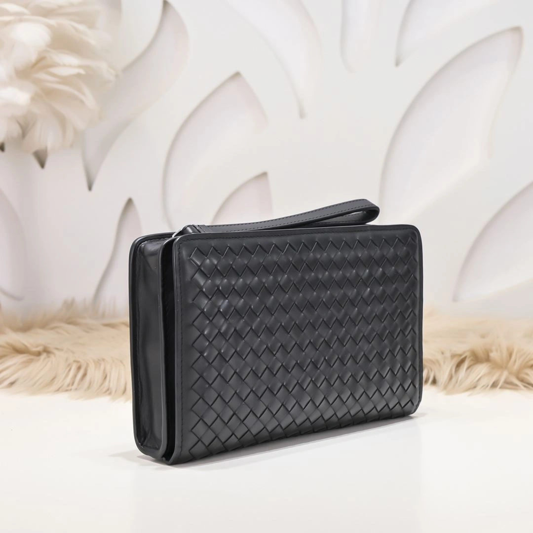 Mens Bottega Veneta Clutch Bags Supportive 91360