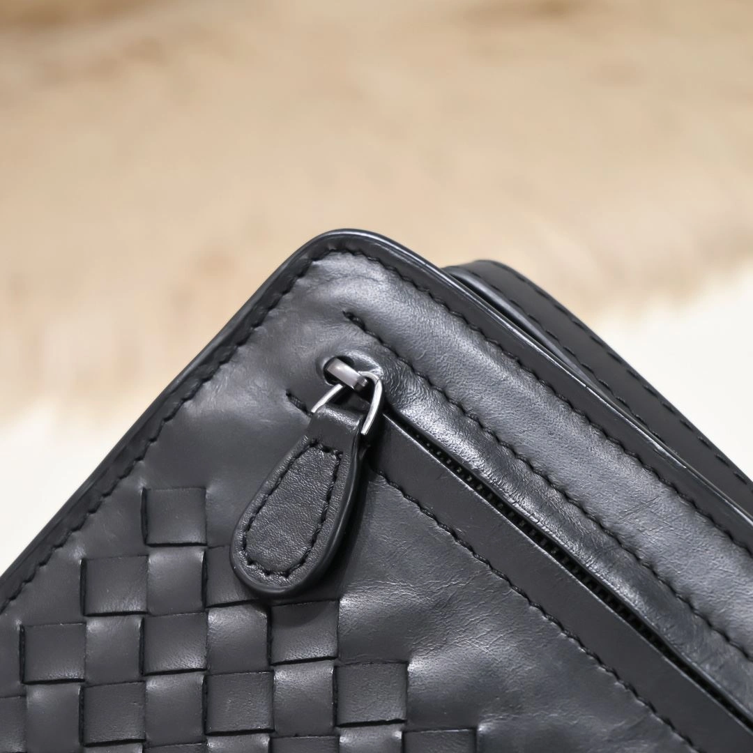 Mens Bottega Veneta Clutch Bags Supportive 91360