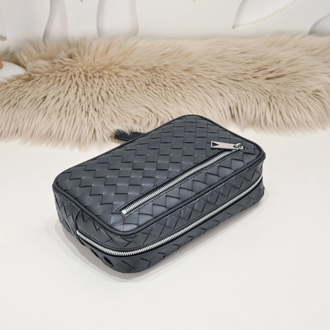 Mens Bottega Veneta Clutch Bags ZipUp 91355