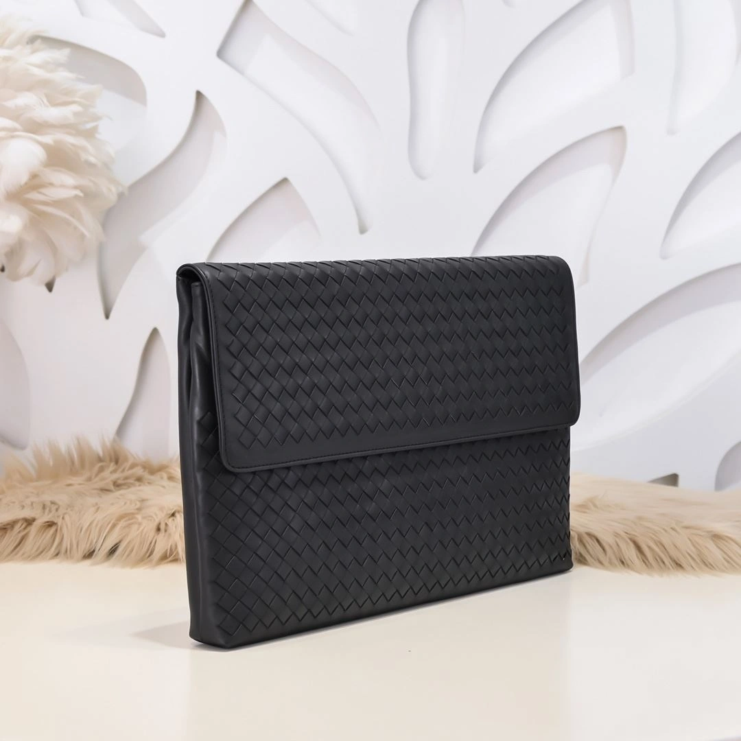 Mens Bottega Veneta Clutch Bags Sporty 91349