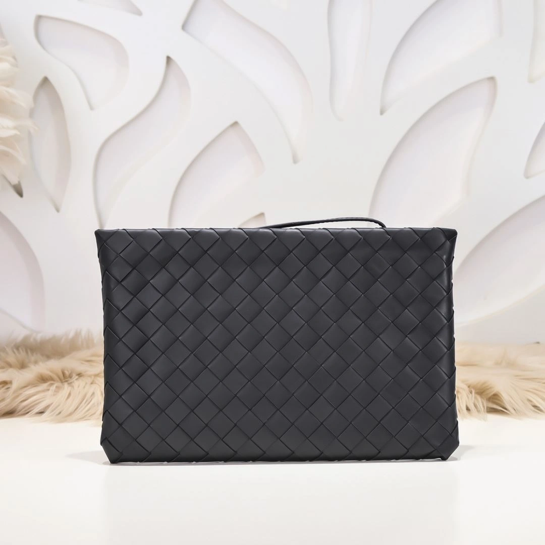 Mens Bottega Veneta Clutch Bags Sleek 91376
