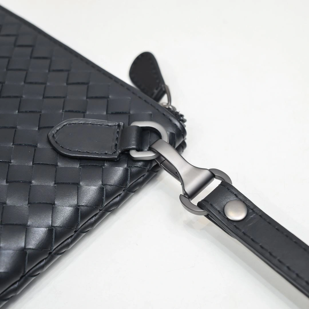 Versatile Mens Bottega Veneta Clutch Bags 91336