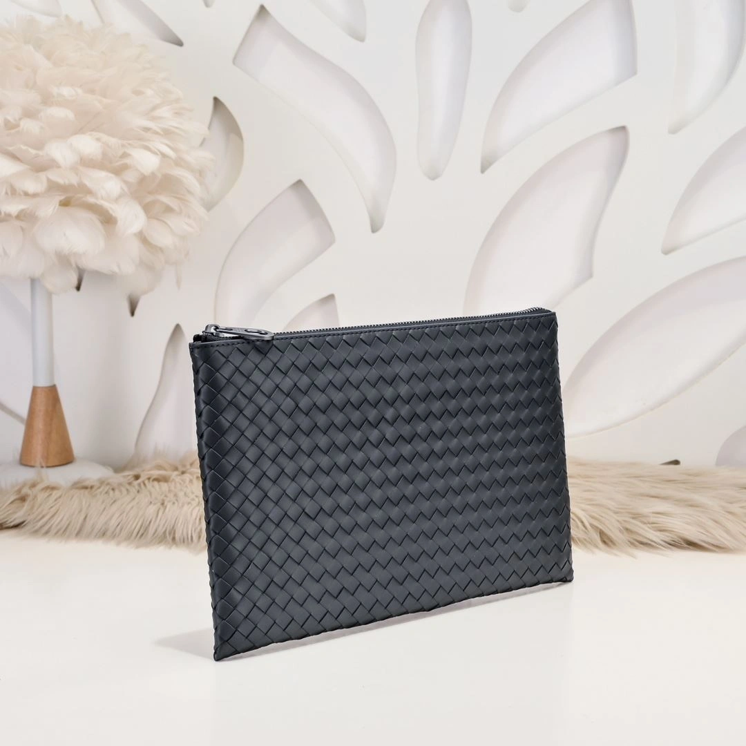 Sporty Mens Bottega Veneta Clutch Bags 91334