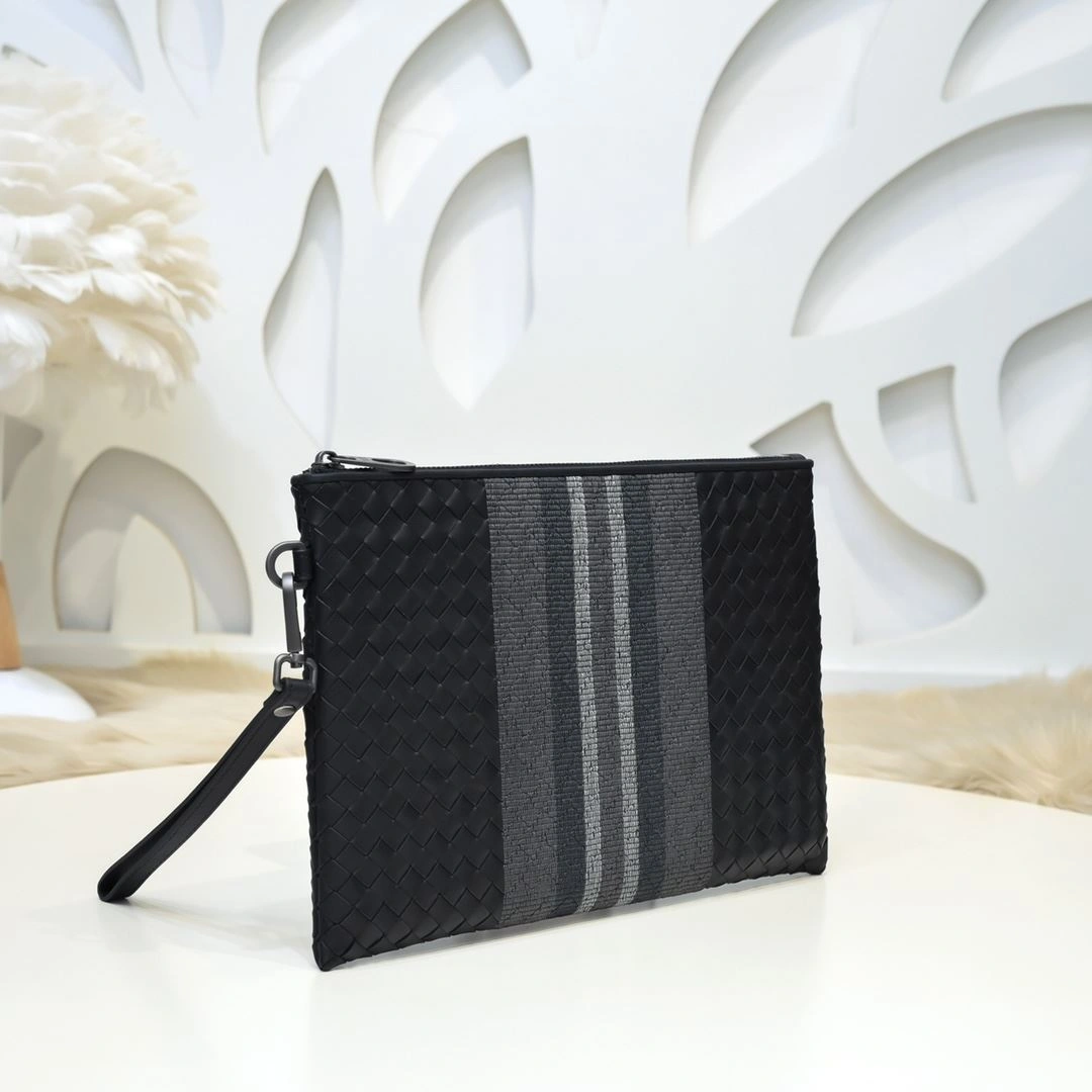 TechFriendly Mens Bottega Veneta Clutch Bags 91328
