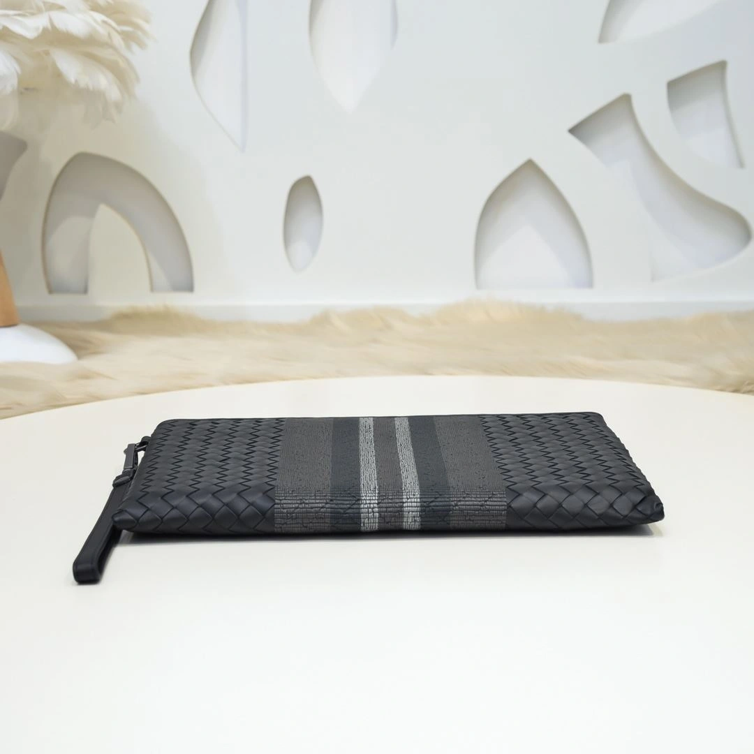 TechFriendly Mens Bottega Veneta Clutch Bags 91328