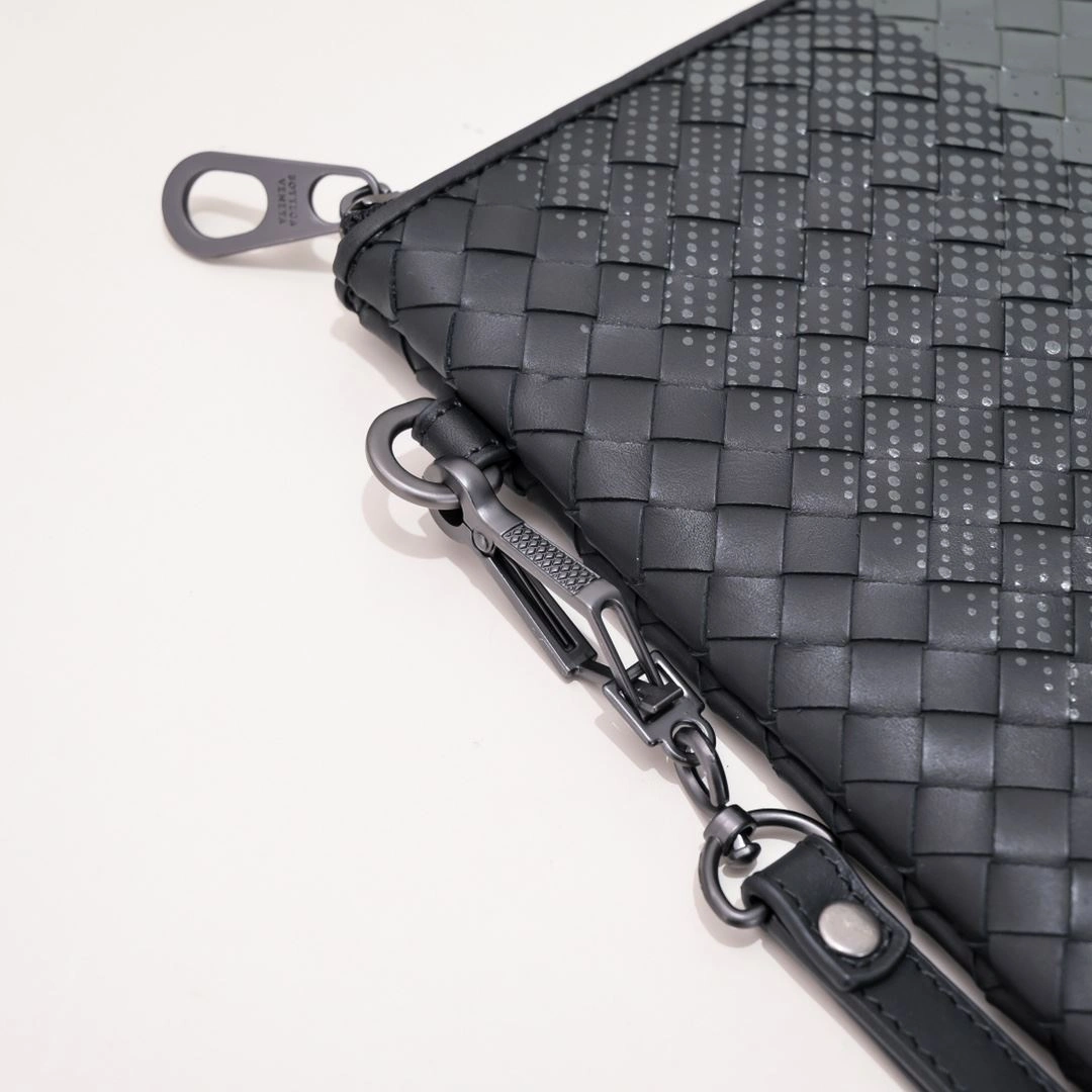 Comfortable Mens Bottega Veneta Clutch Bags 91310