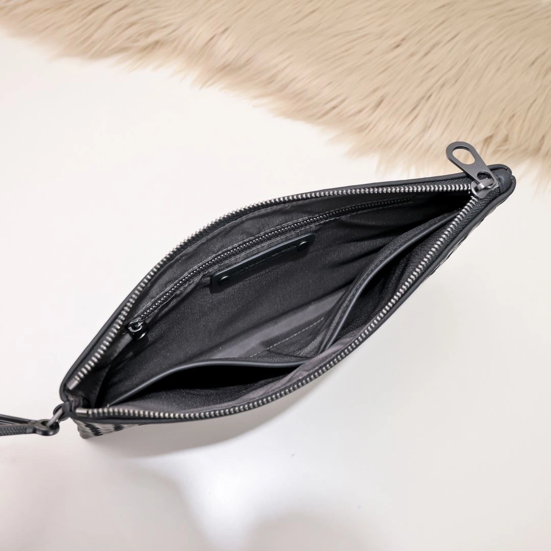 Comfortable Mens Bottega Veneta Clutch Bags 91310