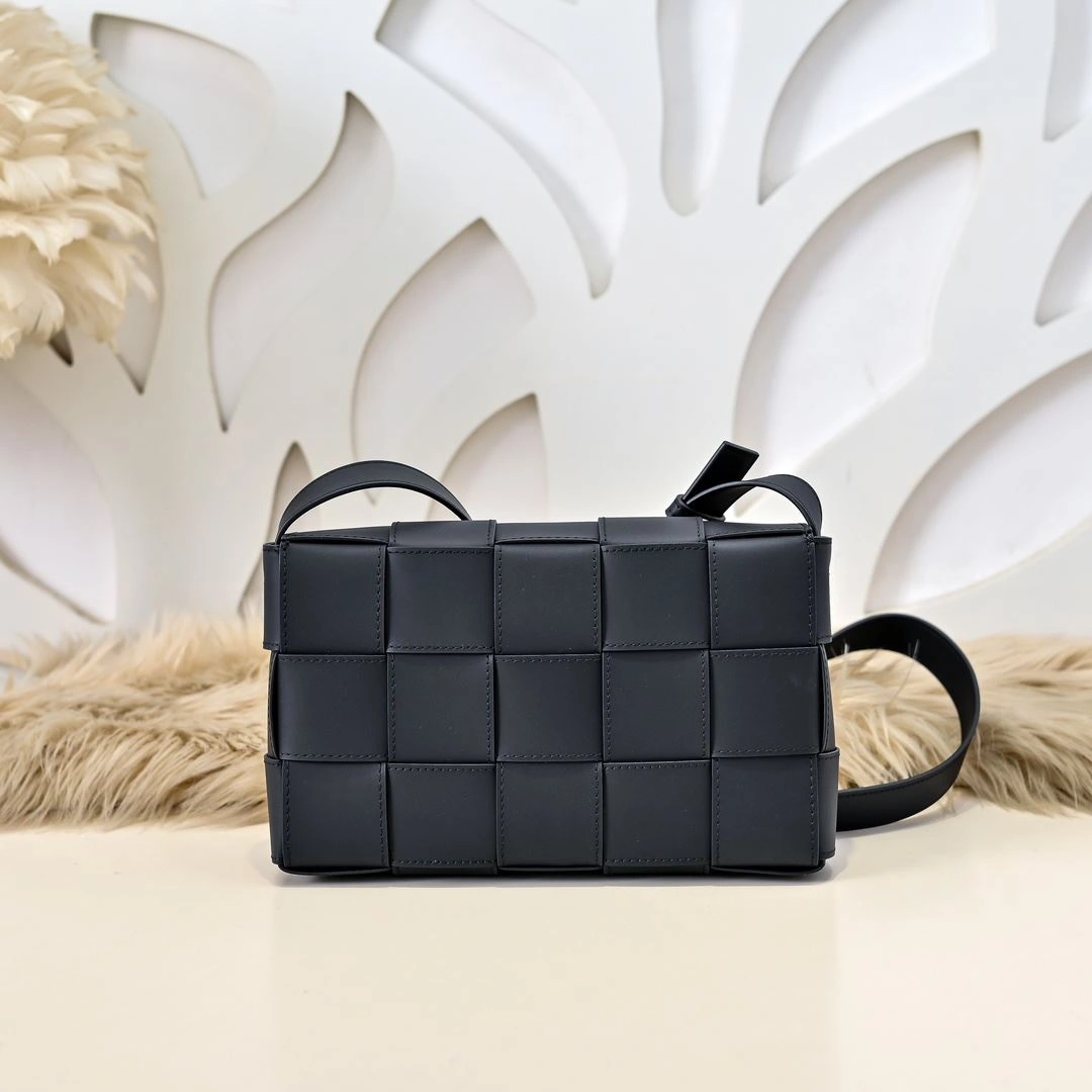 Supportive Mens Bottega Veneta Satchel Bags 90600