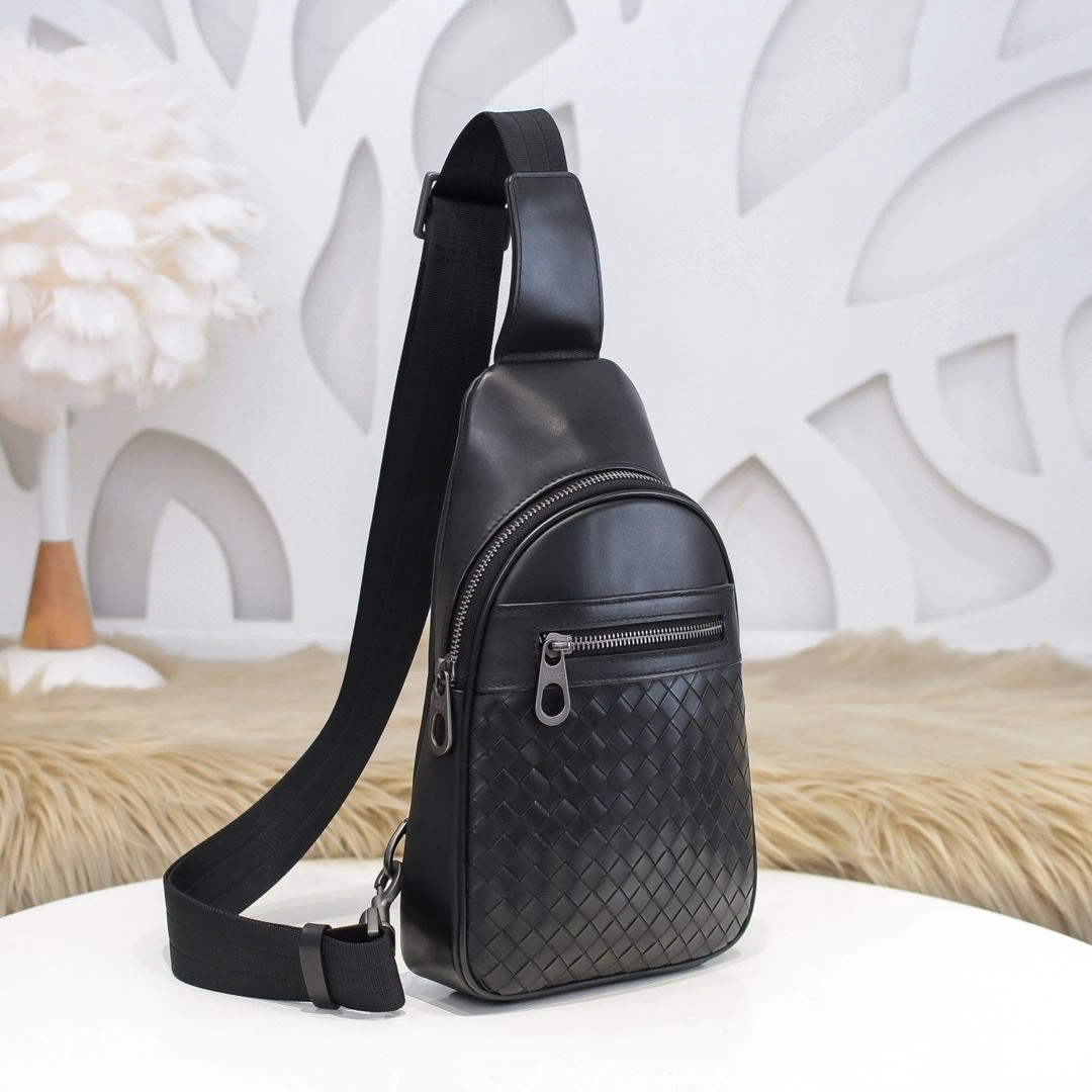 Elegant Mens Bottega Veneta Waist Chest Packs 91222