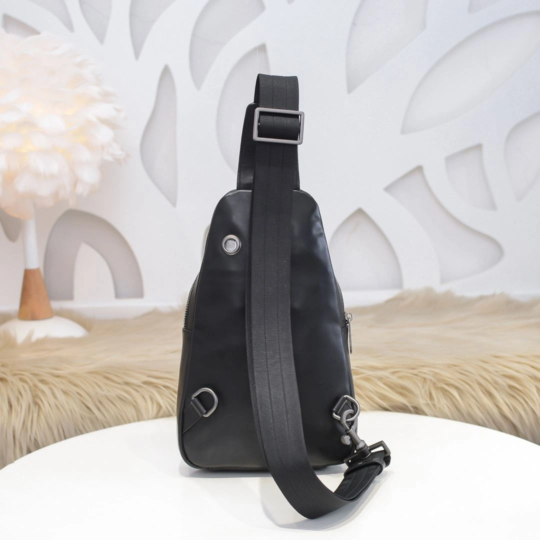 Elegant Mens Bottega Veneta Waist Chest Packs 91222