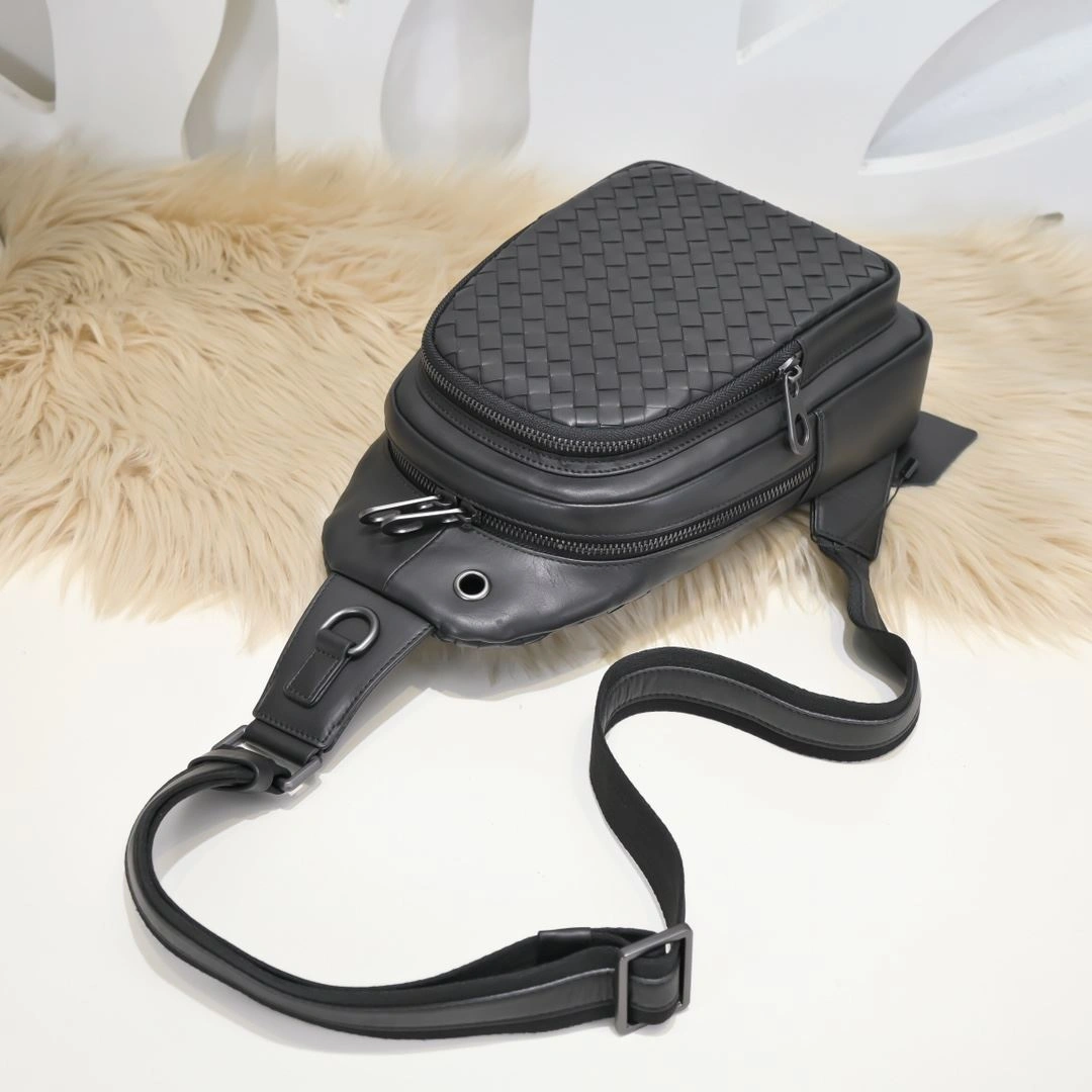 Mens Bottega Veneta Waist Chest Packs Trendsetting 91216