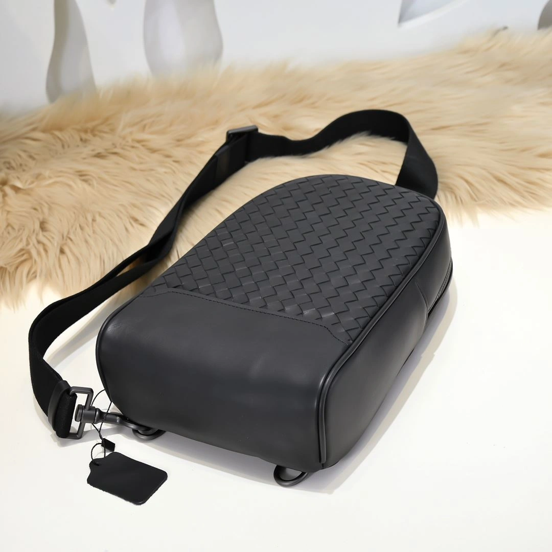 Flexible Mens Bottega Veneta Waist Chest Packs 91209