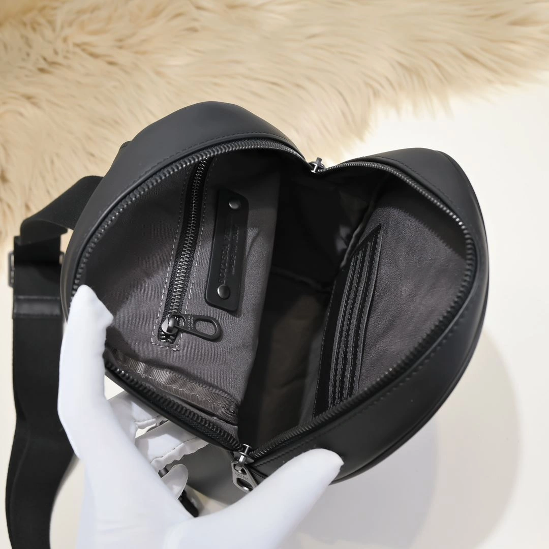 Flexible Mens Bottega Veneta Waist Chest Packs 91209