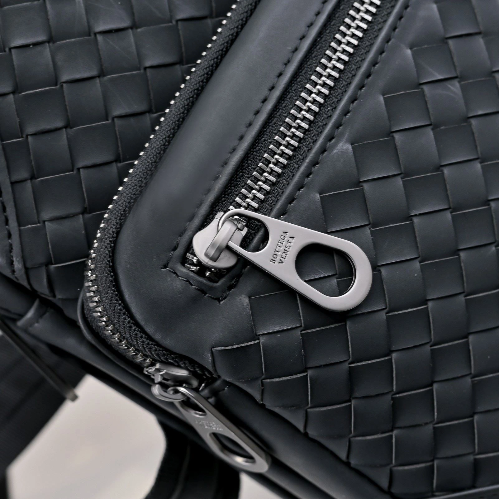 Mens Bottega Veneta Waist Chest Packs Elegant 90559