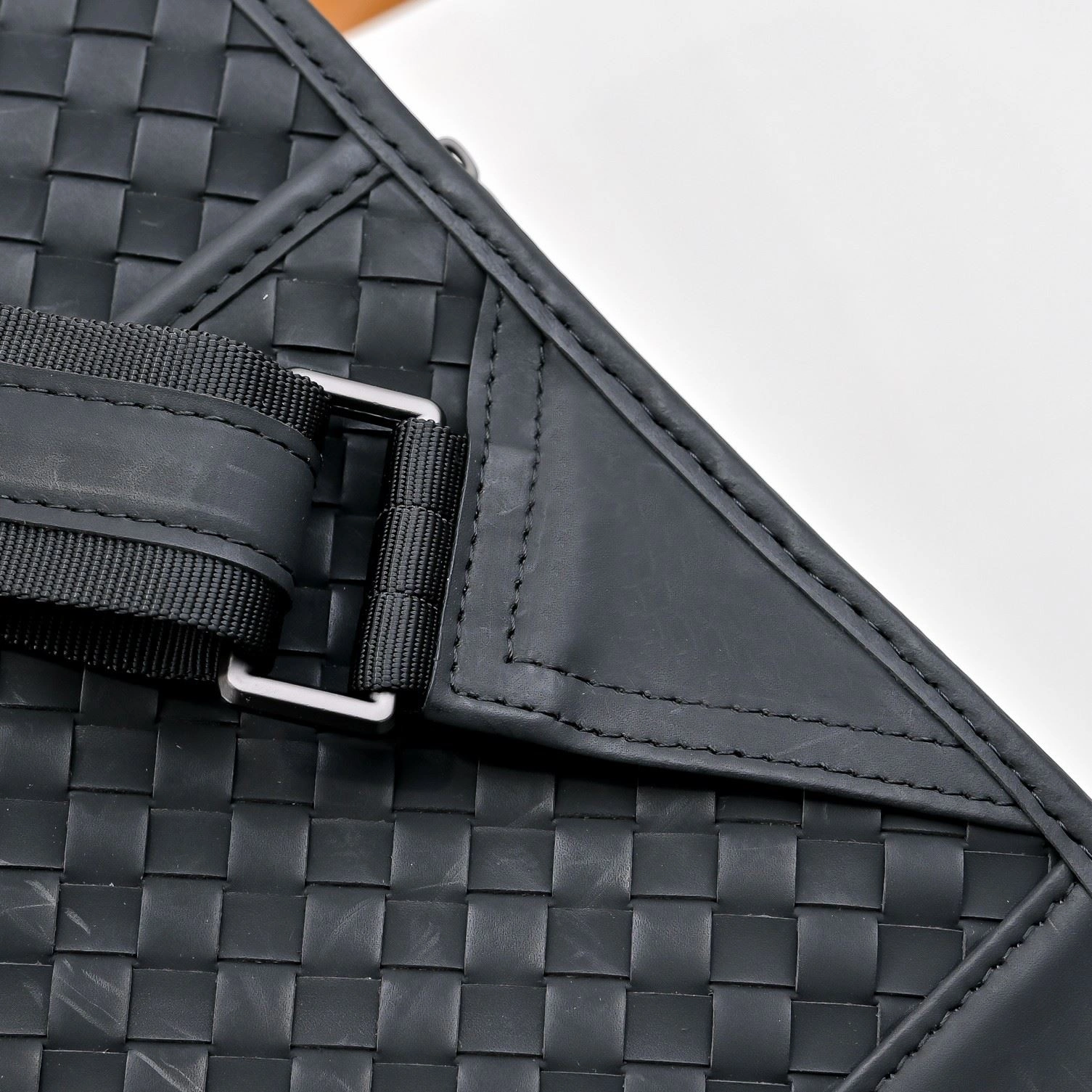 Mens Bottega Veneta Waist Chest Packs Elegant 90559