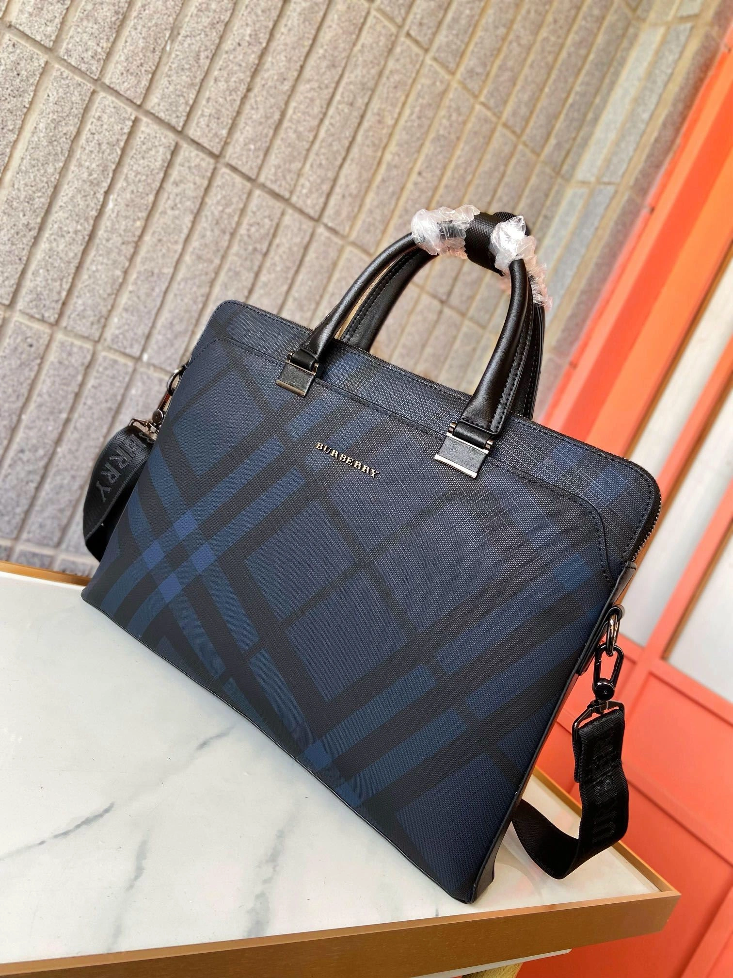 Mens Burberry Briefcases Unisex 93332