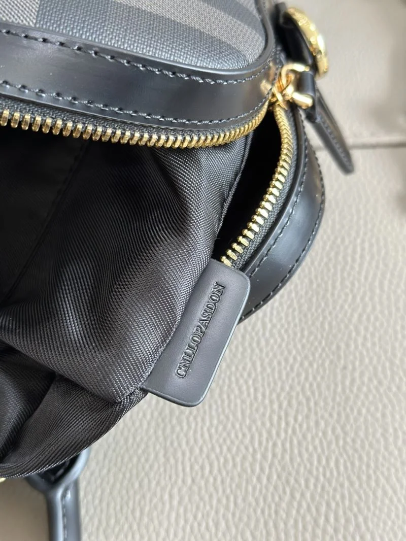 Versatile Mens Burberry Briefcases 37783