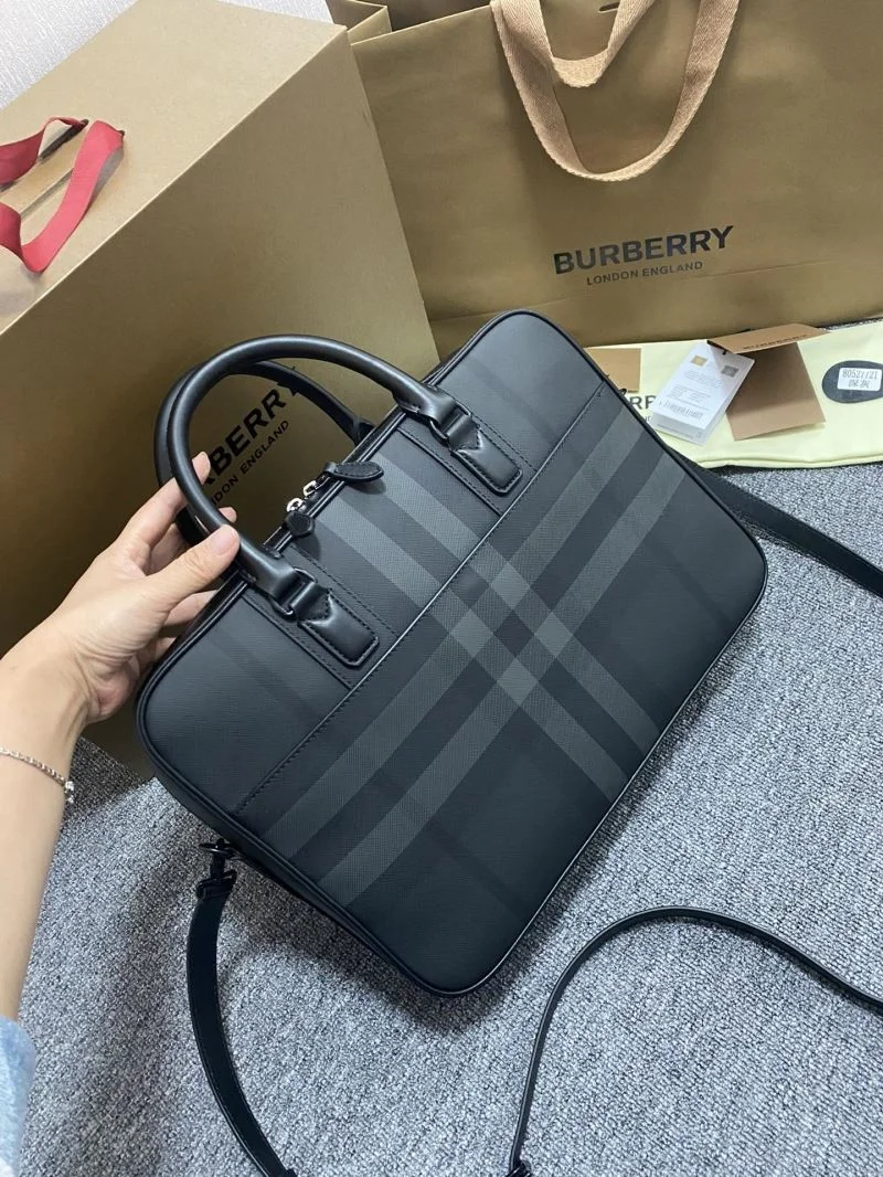 UrbanChic Mens Burberry Briefcases 37762