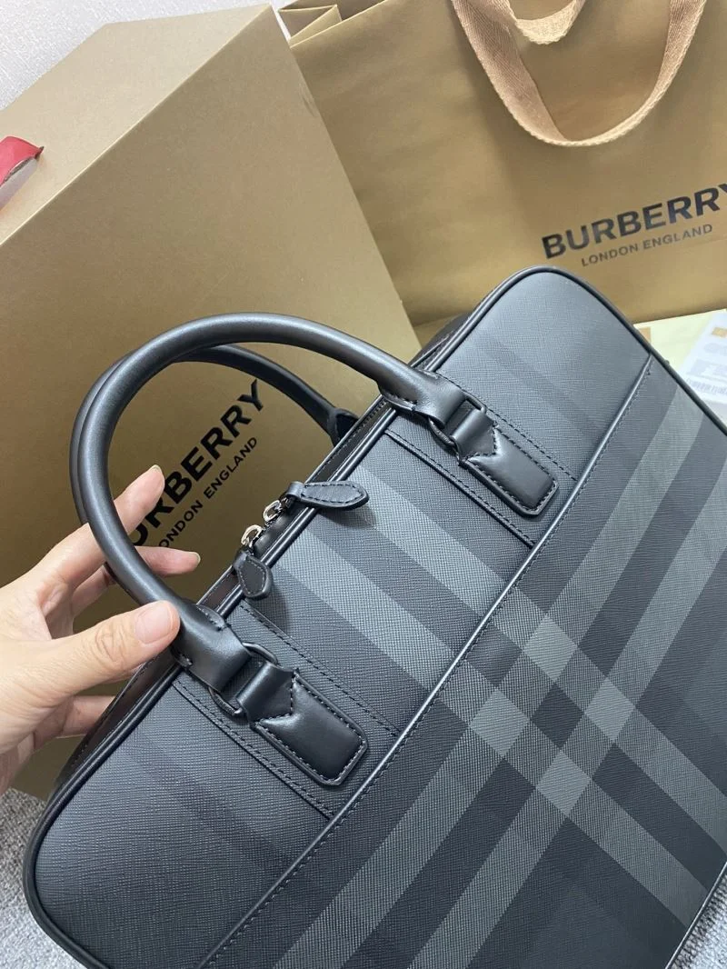 UrbanChic Mens Burberry Briefcases 37762