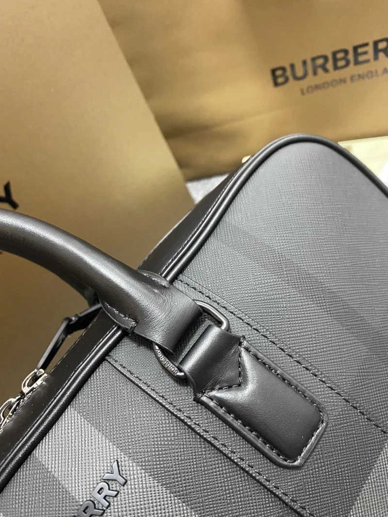 UrbanChic Mens Burberry Briefcases 37762