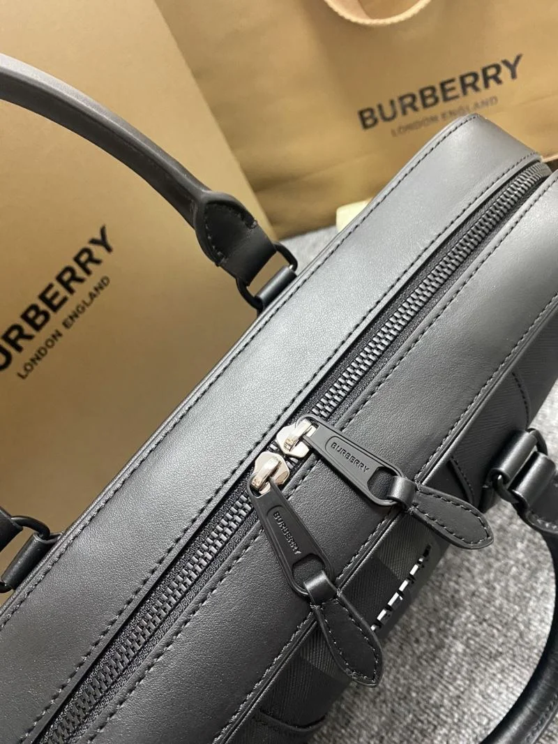 UrbanChic Mens Burberry Briefcases 37762