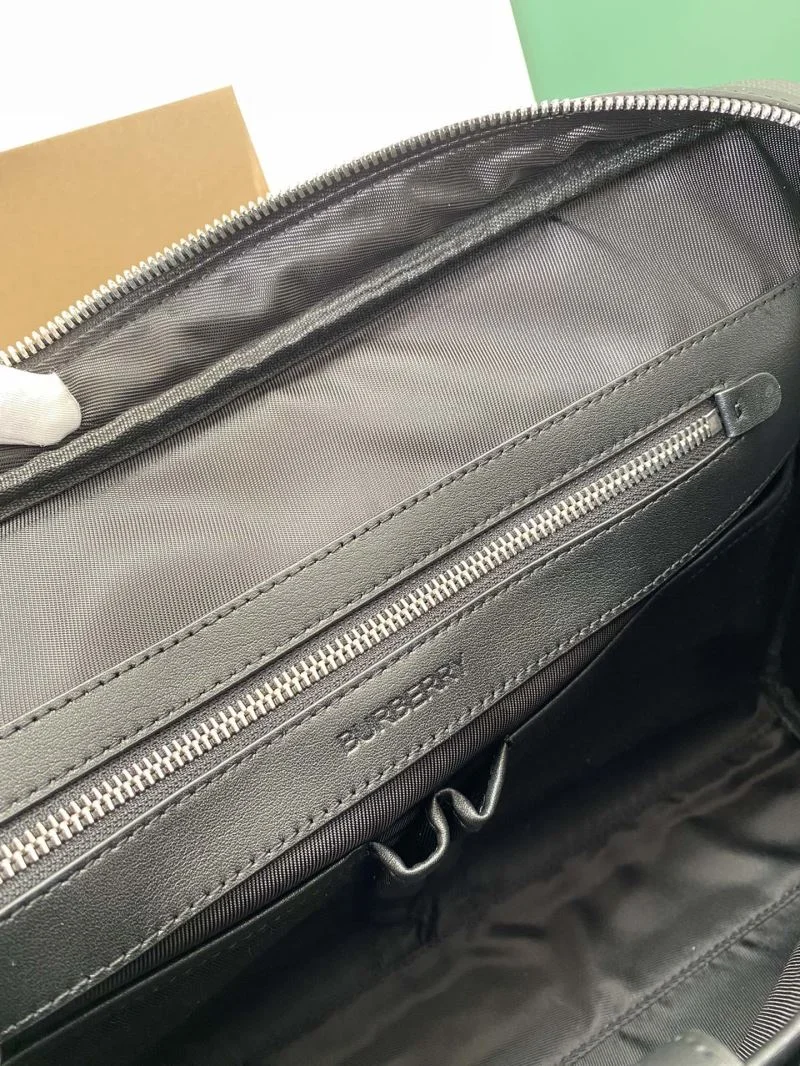 FreshLook Mens Burberry Briefcases 37774