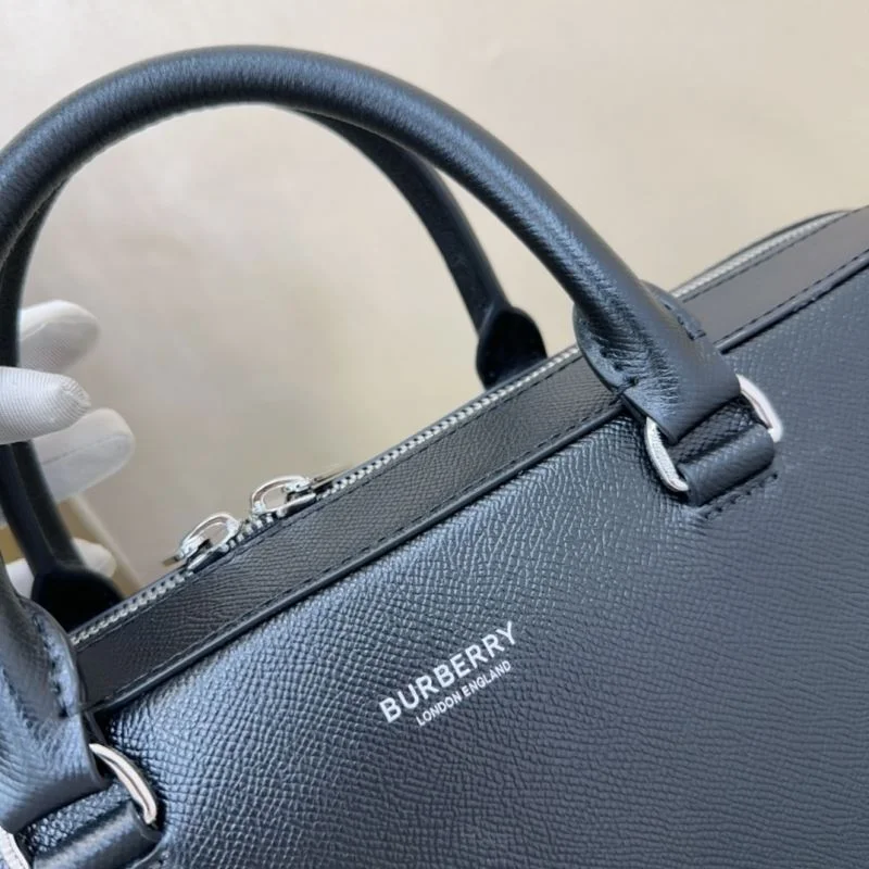 DailyWear Mens Burberry Briefcases 37770