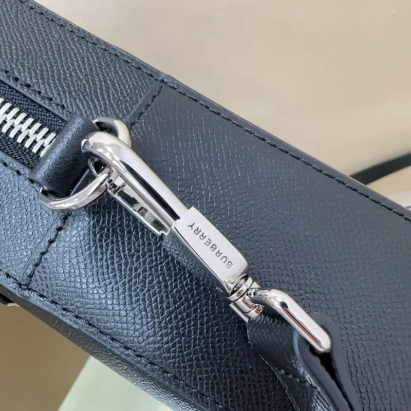 DailyWear Mens Burberry Briefcases 37770