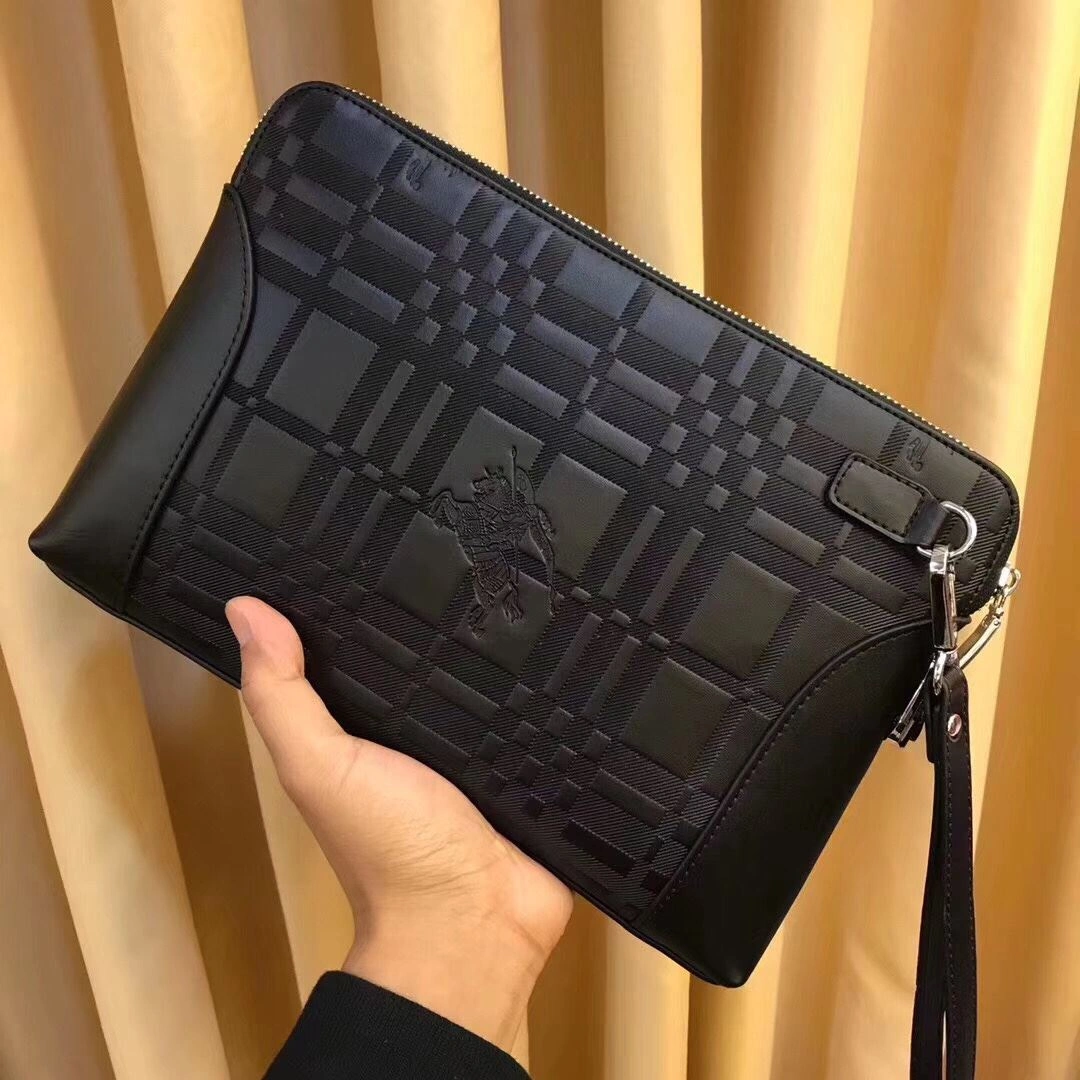 Unisex Mens Burberry Clutch Bags 93316