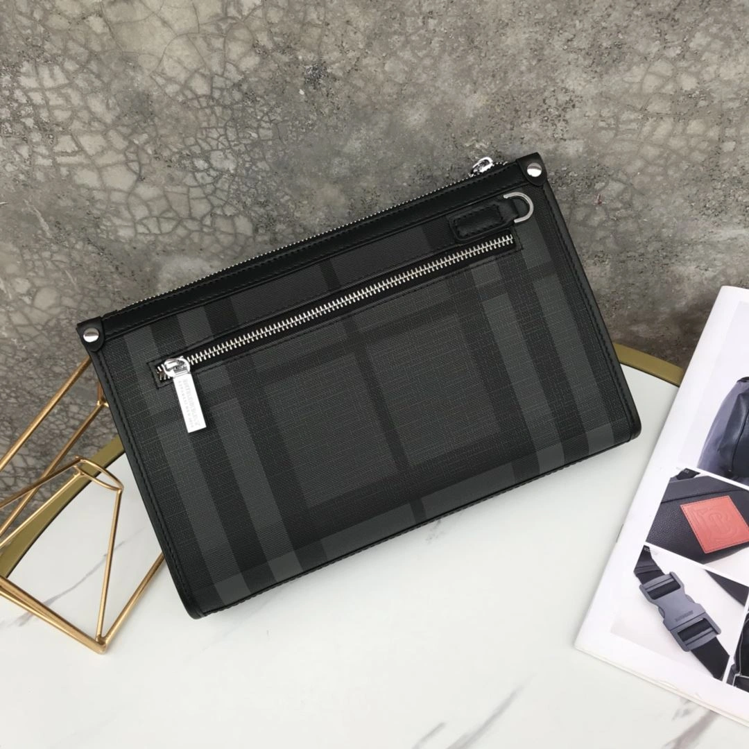 Versatile Mens Burberry Clutch Bags 93309