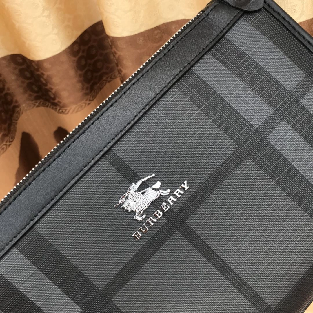 Mens Burberry Clutch Bags FashionForward 93305