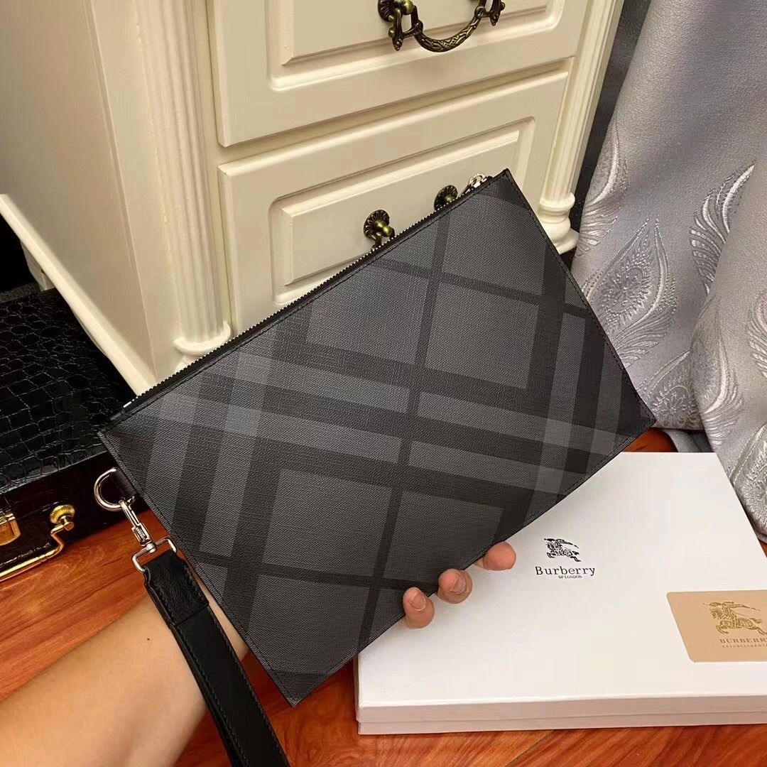 Mens Burberry Clutch Bags Durable 93299