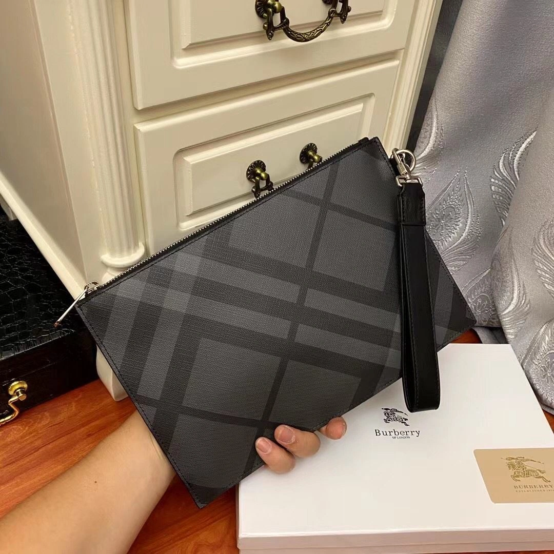 Mens Burberry Clutch Bags Durable 93299